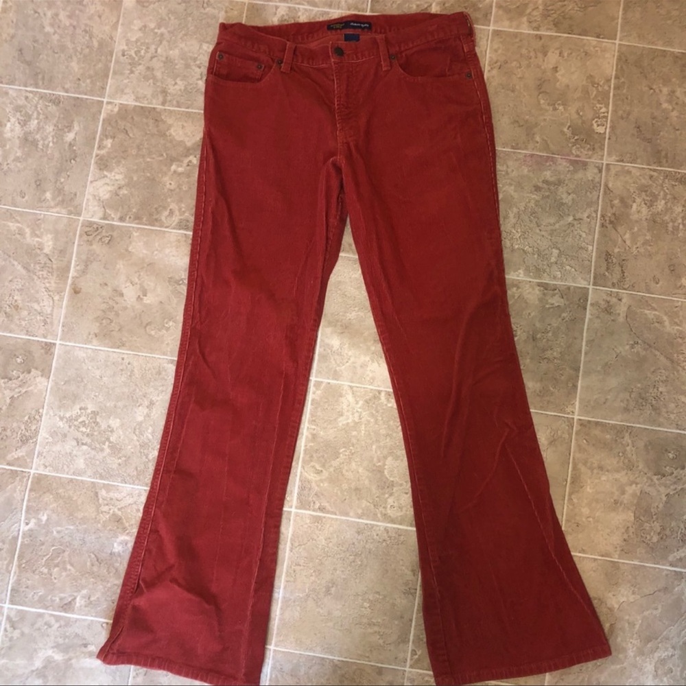 Vintage Abercrombie & Fitch corduroy’s in burnt orange - size 10